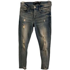 Express Jeans NWOT Ultimate Ankle. Size 6